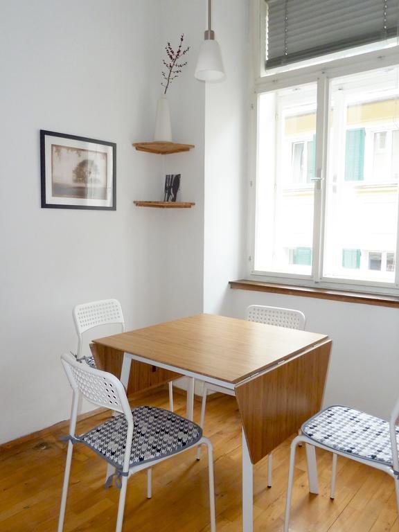Apartment Jakominiplatz Graz Chambre photo