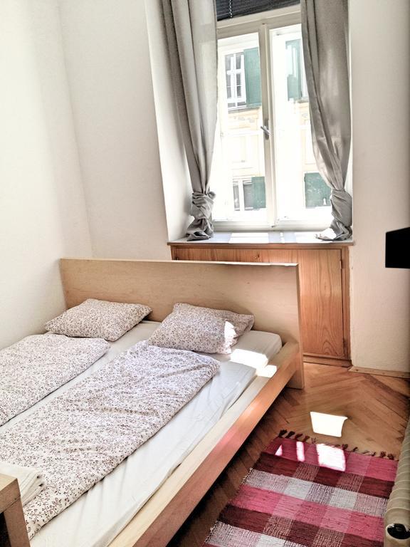 Apartment Jakominiplatz Graz Chambre photo
